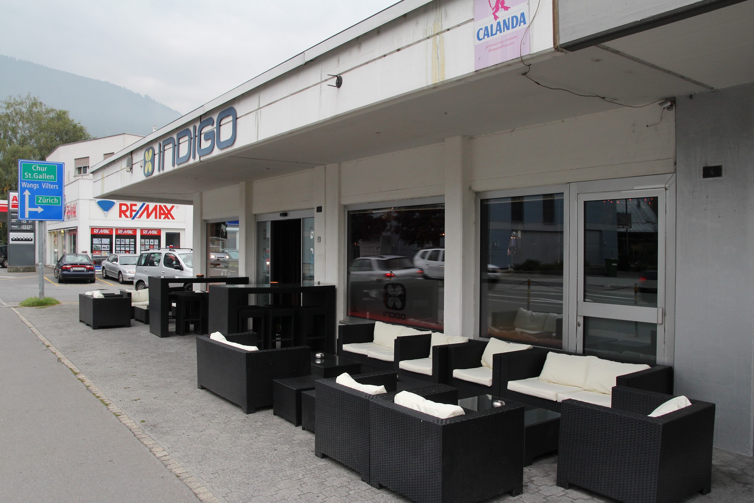 Aussenbereich mit Loungemöbeln